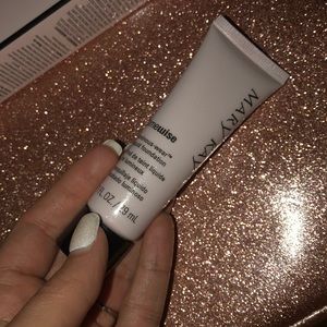 New!! мᴀʀʏ ᴋᴀʏ Timewise Liquid Foundation💕IVORY 4